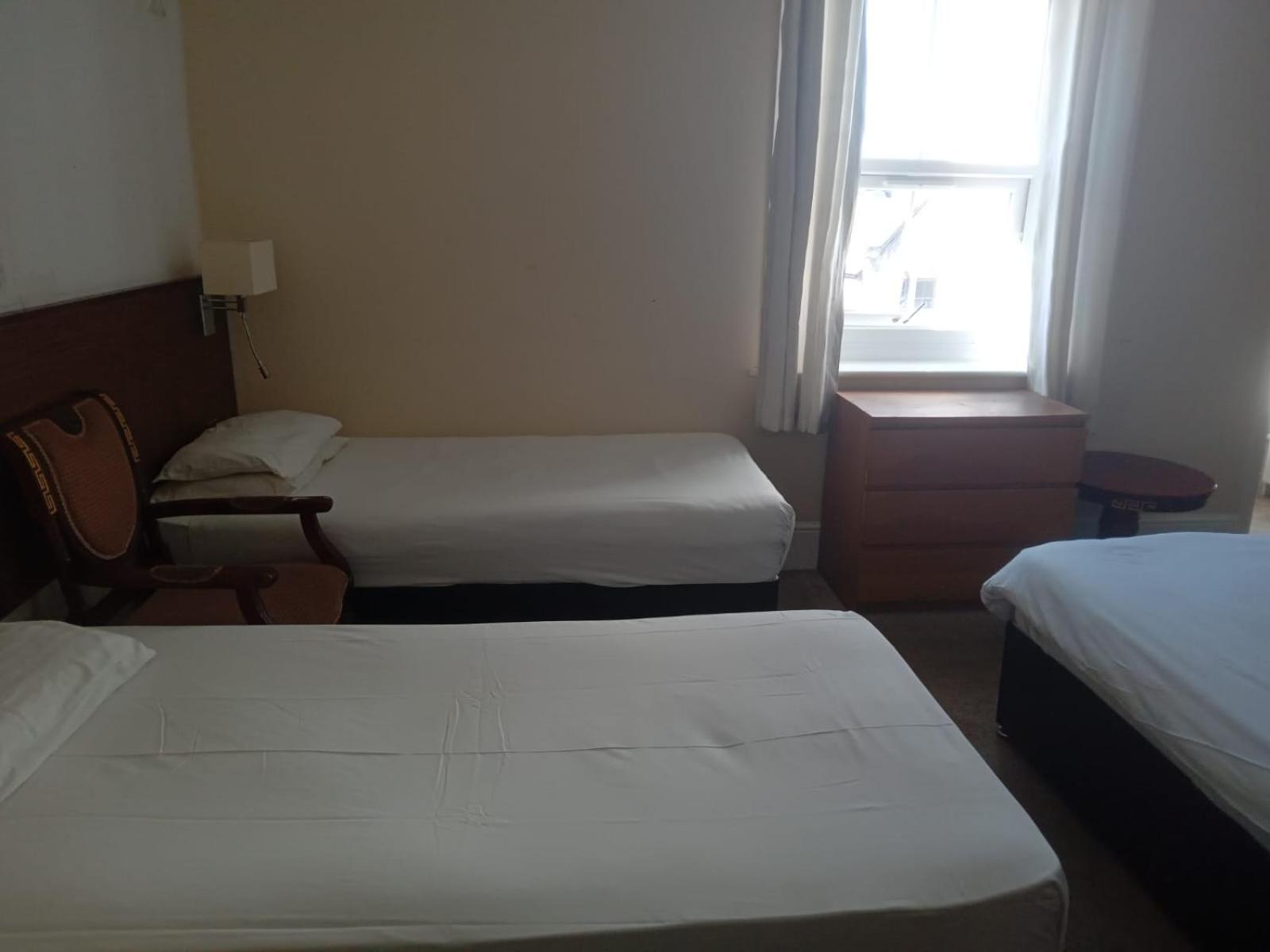 Glastonbury Hotel Eastbourne Bagian luar foto