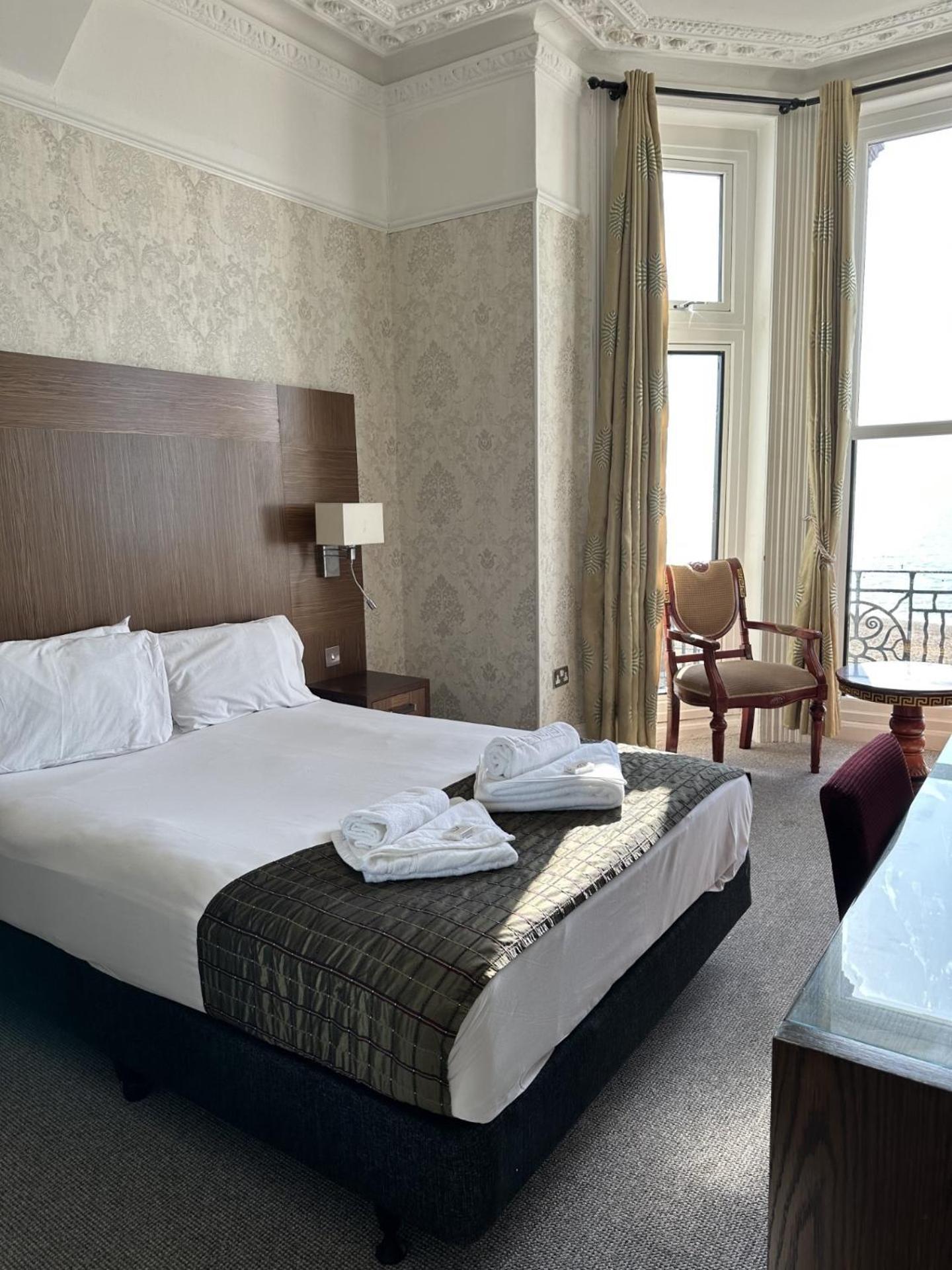 Glastonbury Hotel Eastbourne Bagian luar foto