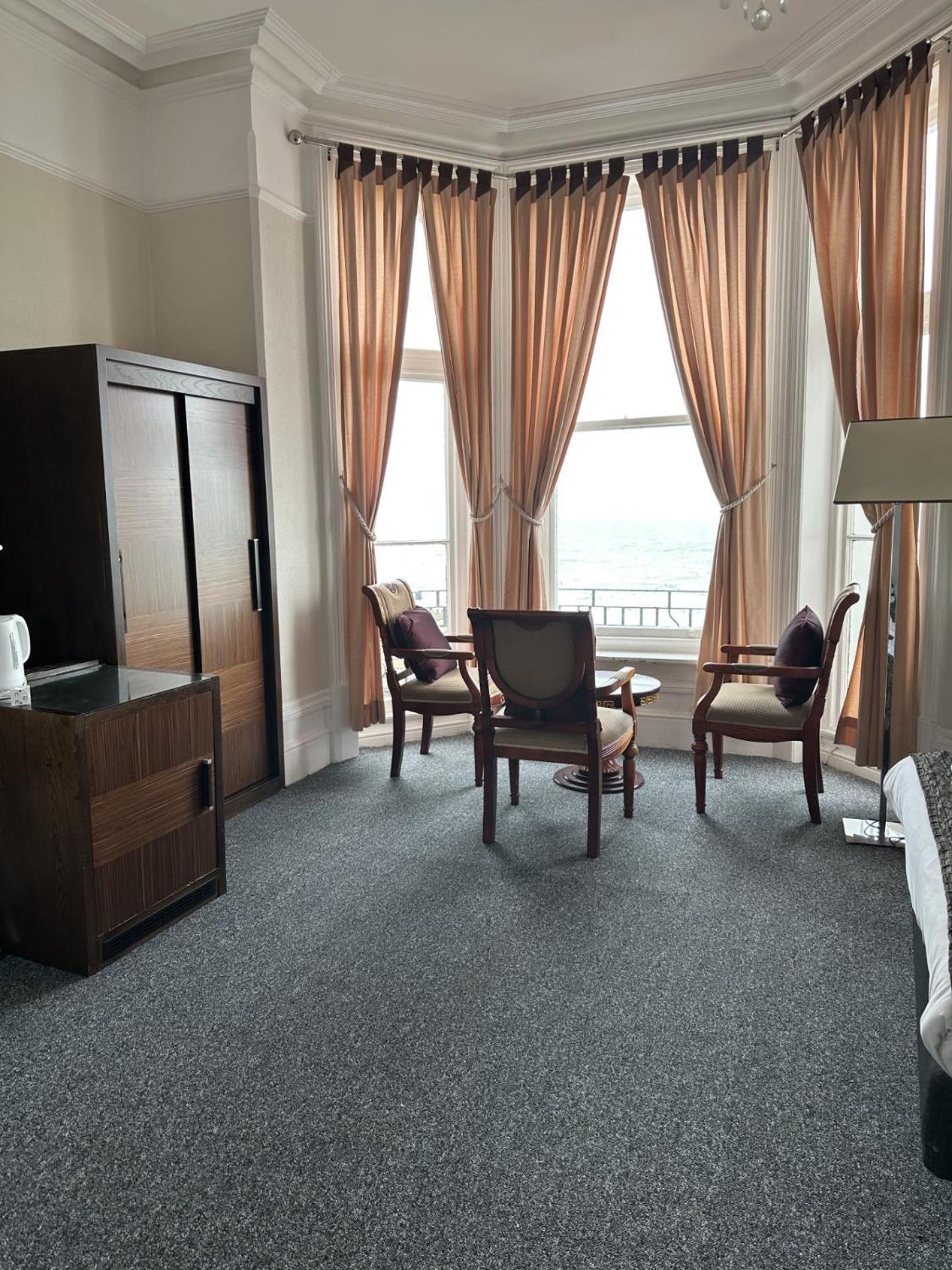 Glastonbury Hotel Eastbourne Bagian luar foto